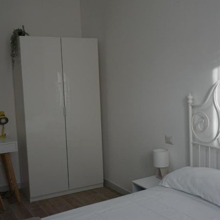 Hotel Le Tre Borghesi Parma Esterno foto